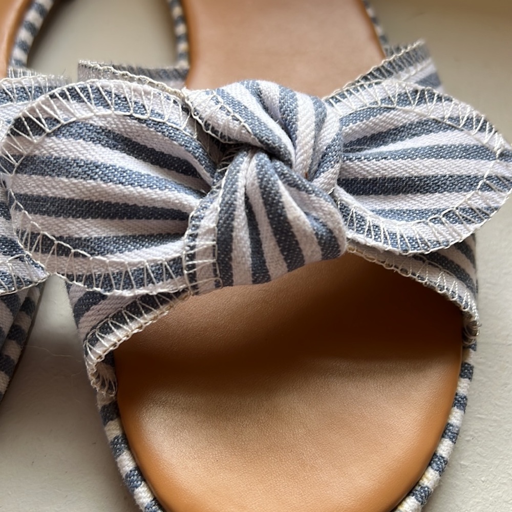 J.Crew bow slides - Picture 3 of 4